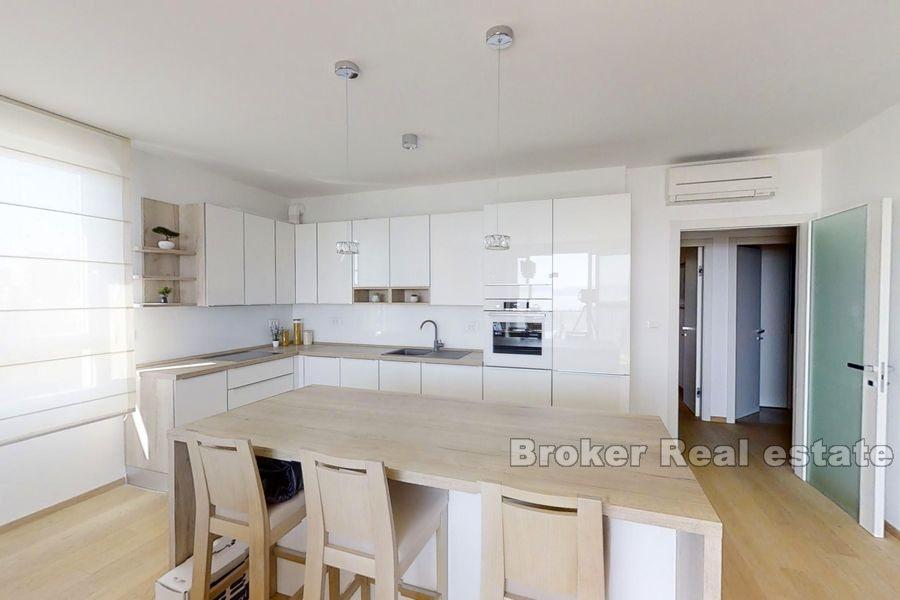 Trstenik, Wohnung mit zwei Schlafzimmern von 100m2