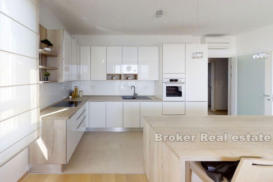 Trstenik, Wohnung mit zwei Schlafzimmern von 100m2