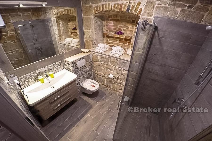 Apartment in the center of town, for sale