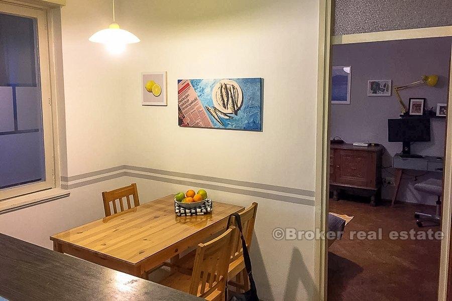 Apartament z dwiema sypialniami, Split, Kman, na sprzedaż