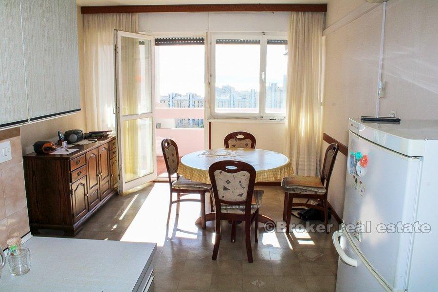 Split 3, appartamento con 3 camere da letto, vista mare, in vendita