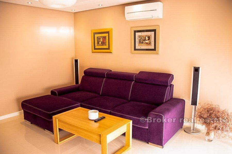 Renovierte Wohnung, Trstenik, zu verkaufen