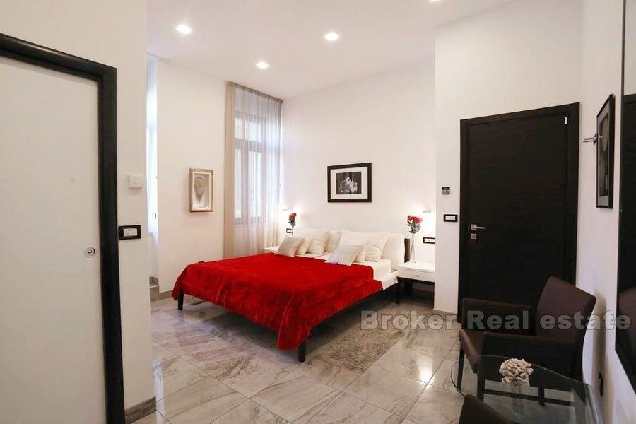 Apartament z dwiema sypialniami w centrum