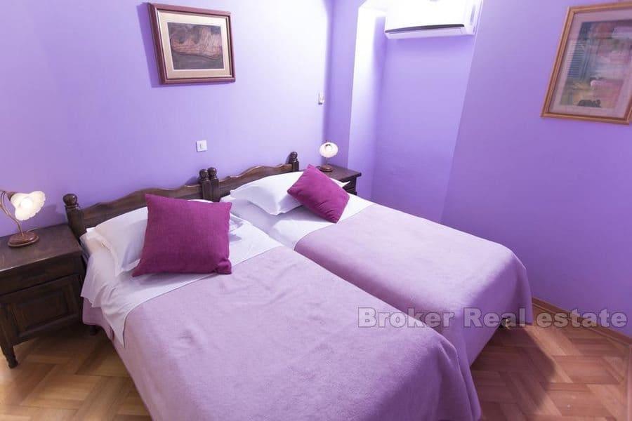 Center, house on four floors