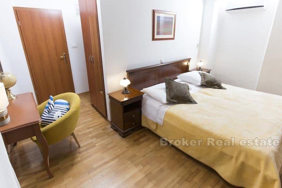 Senter, hus i fire etasjer