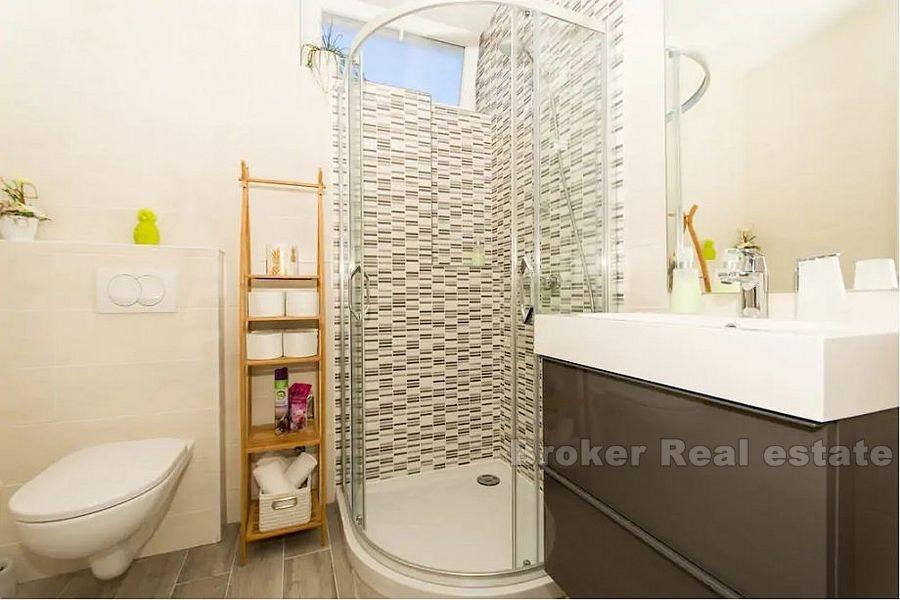 Plokite, appartement de deux chambres