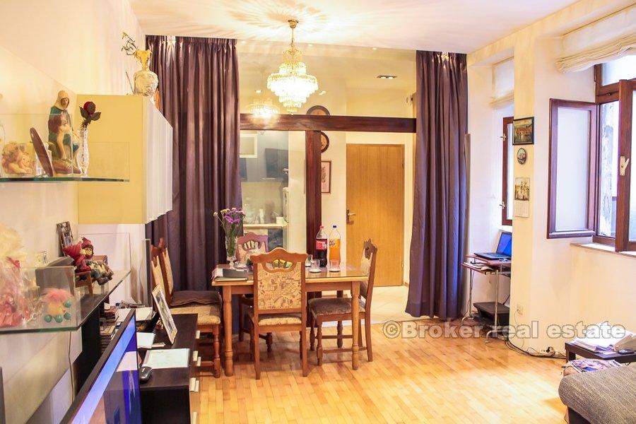 Tre sovrum, i Split centrum, till salu