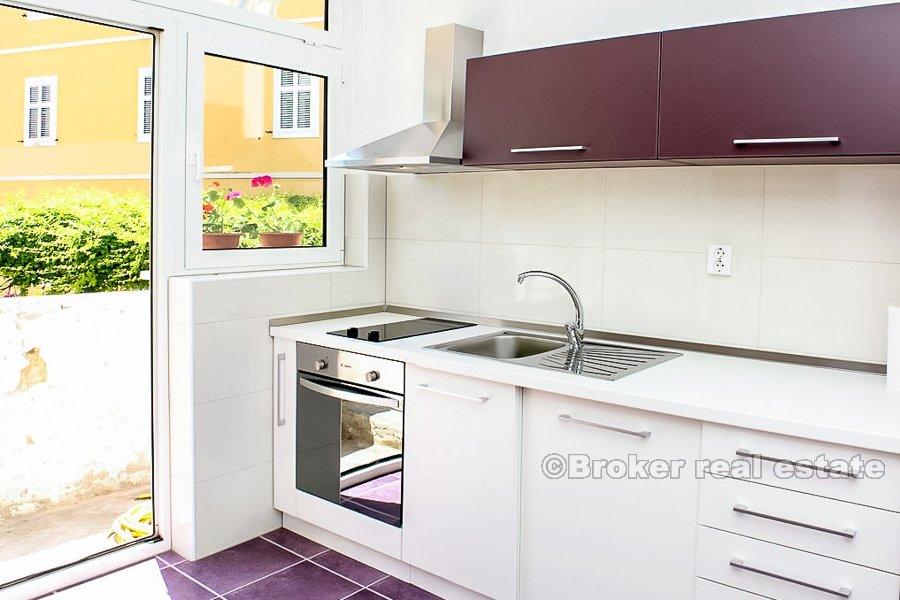 3 apartamenty w centrum. na sprzedaż