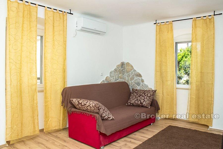 3 appartements dans le centre. à vendre