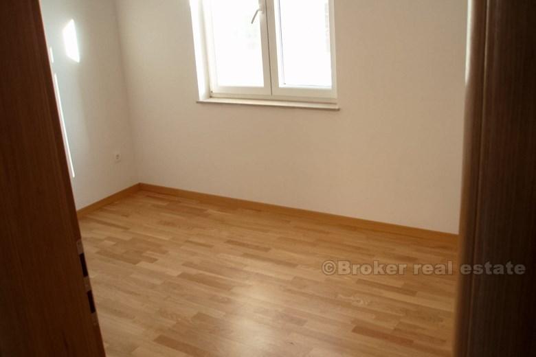 Apartament z 2 sypialniami, na sprzedaż