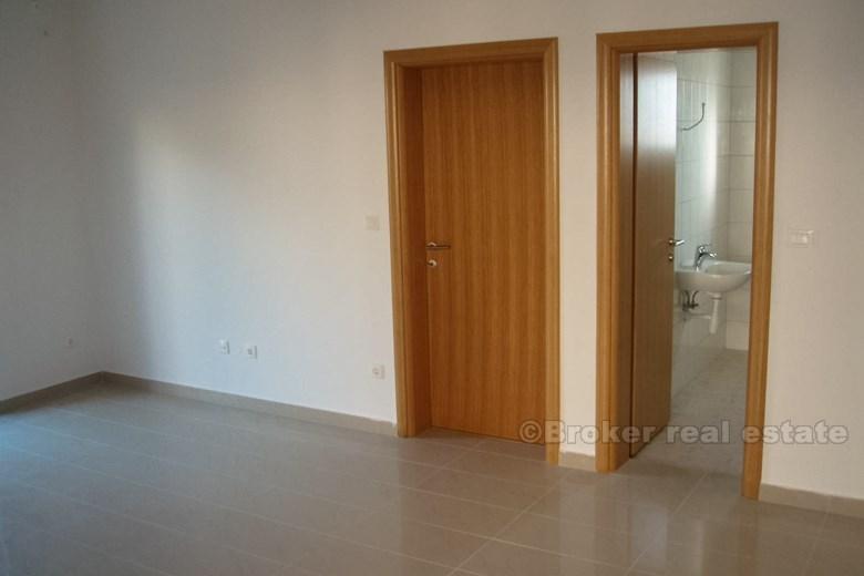 Apartament z 2 sypialniami, na sprzedaż