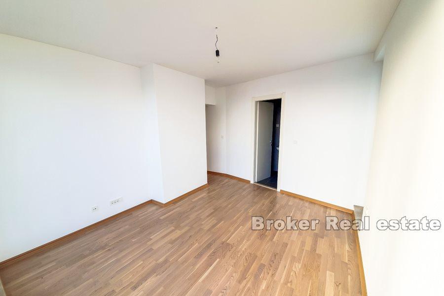 Penthouse with sea view, for sale