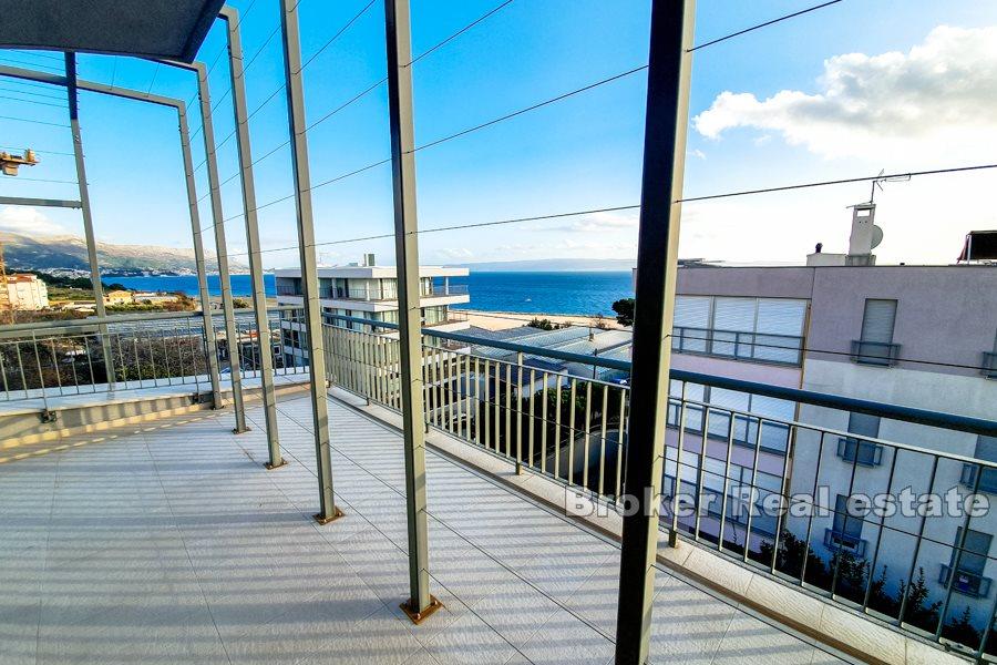 Penthouse z widokiem na morze, na sprzedaż