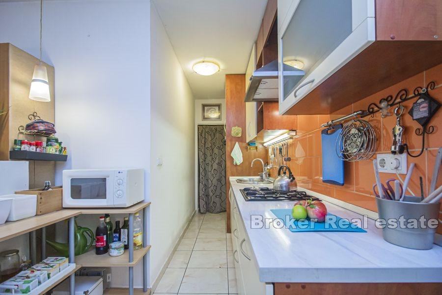 Meje, appartement de deux chambres avec vue sur la mer