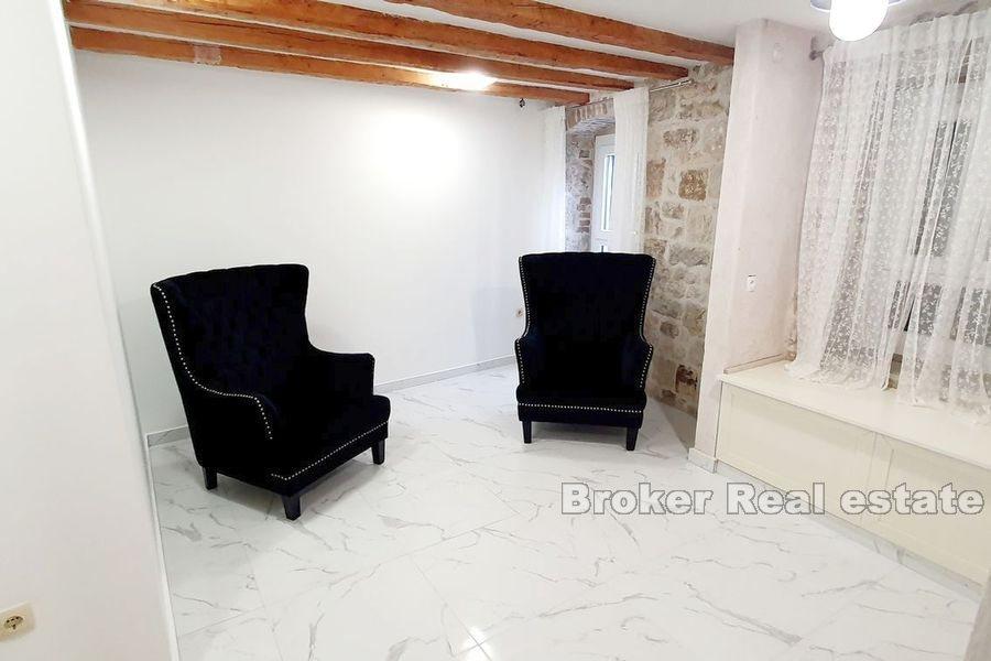 House with luxury rooms