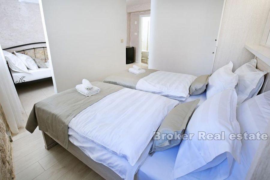 Dom z luksusowymi pokojami