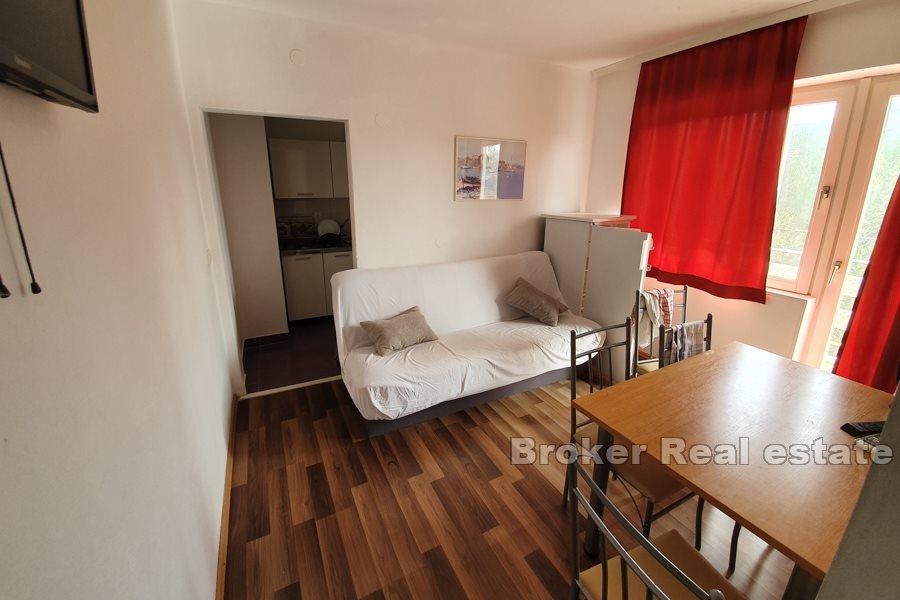 Mini hotel / detached house, seafront