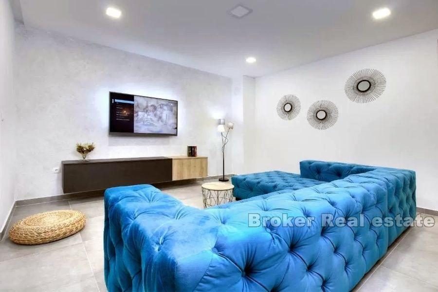 Modern villa med pool