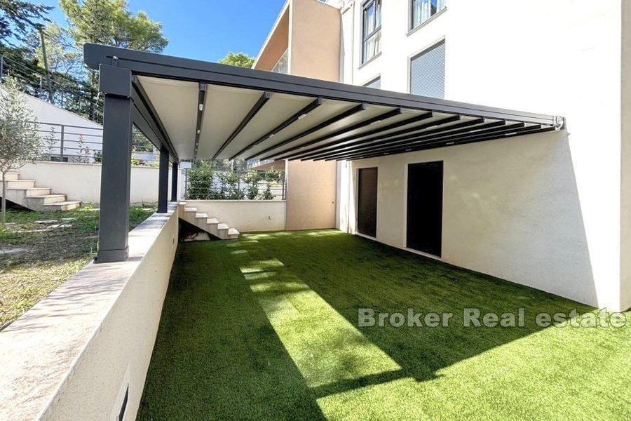 Appartement de luxe de trois chambres près de la forêt de Marjan