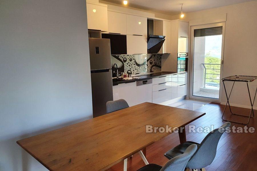 Appartement de luxe de trois chambres près de la forêt de Marjan