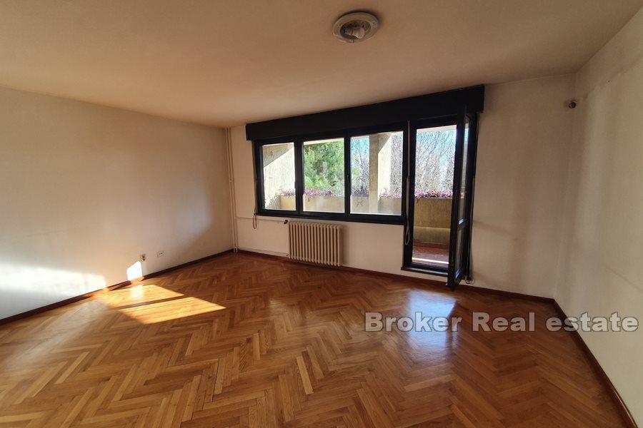 Komfortowy apartament z 3 sypialniami, Firule