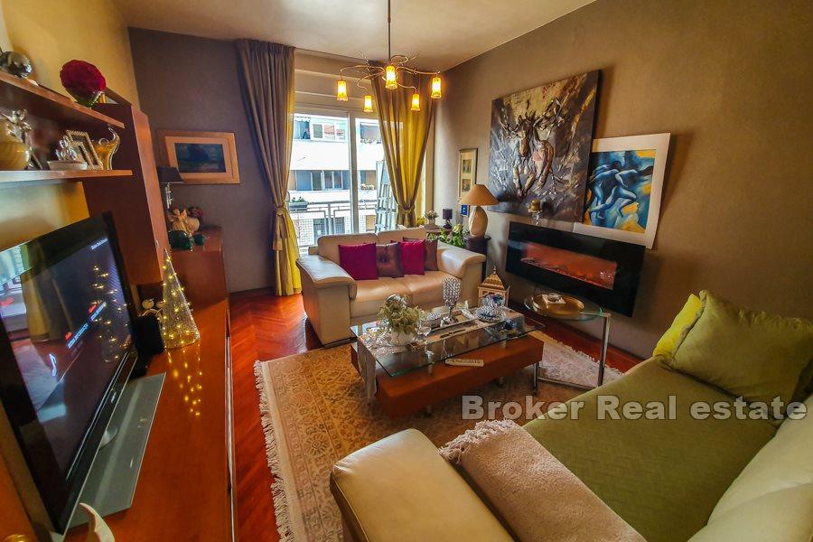 Two bedroom, nicely decorated, apartment, Spinut