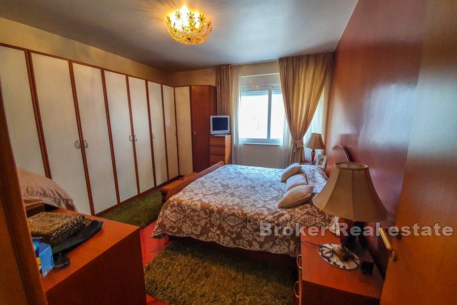 Deux chambres, joliment décorées, appartement, Spinut