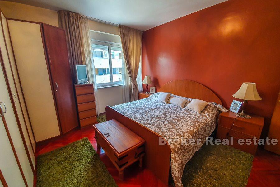 Dvosoban uređen stan, Spinut