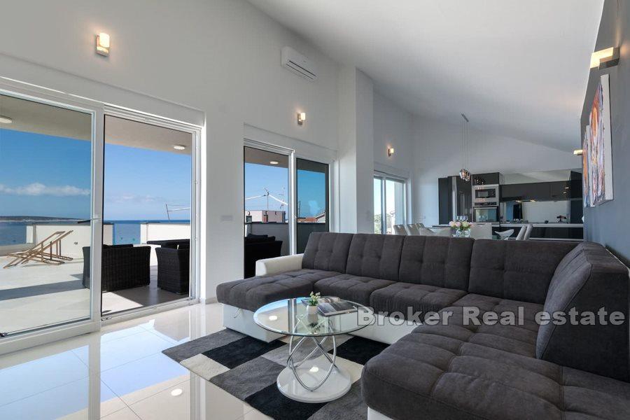 Penthouse in der ersten Reihe am Meer