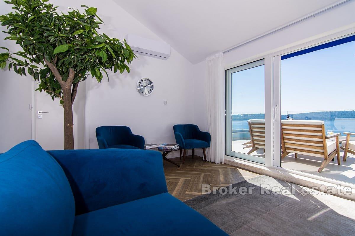 Luksus penthouse med havutsikt