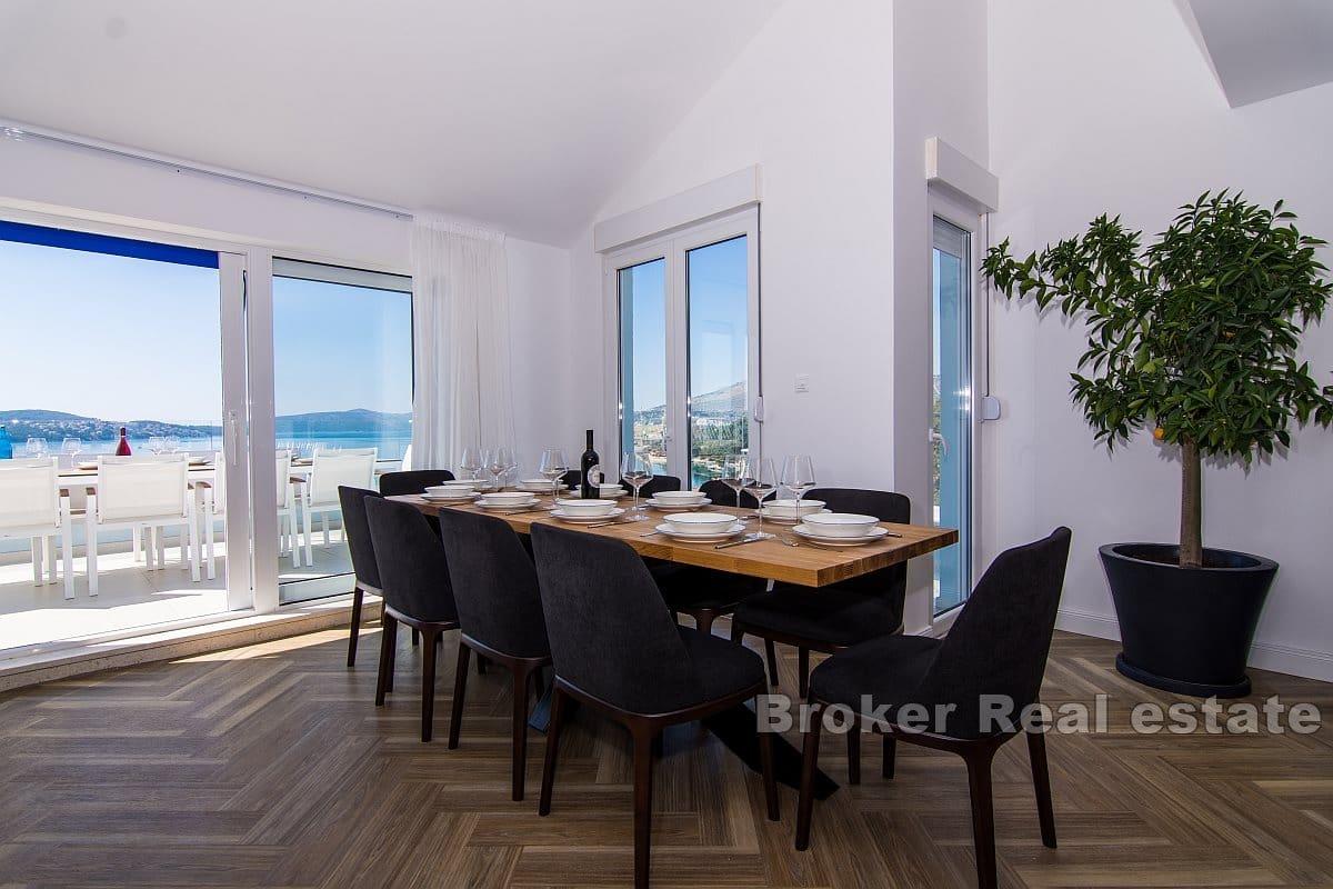 Luksus penthouse med havutsikt