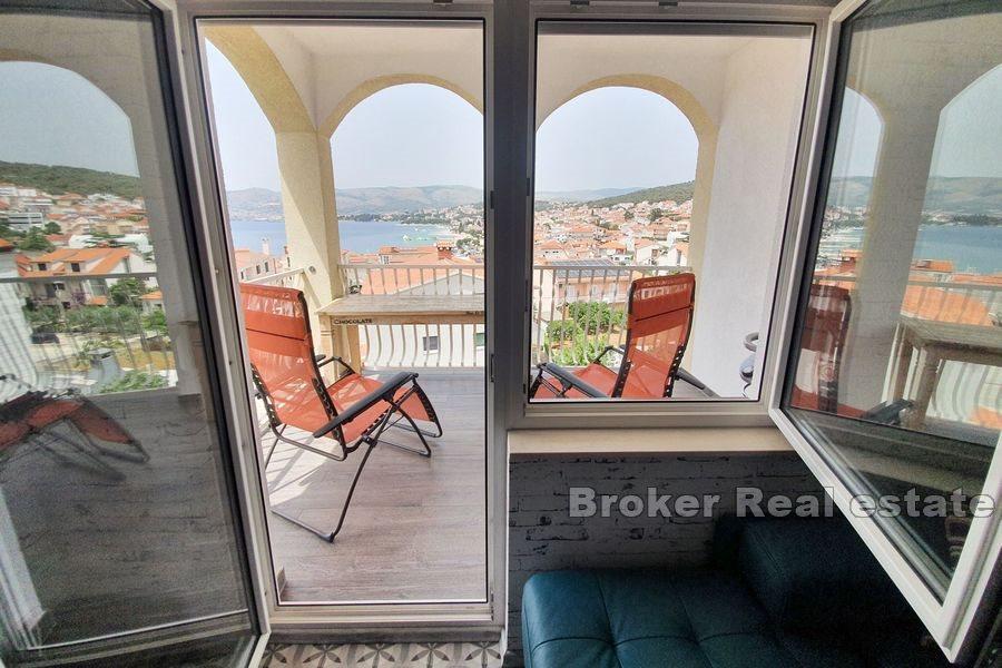 Two bedroom apartment with sea view