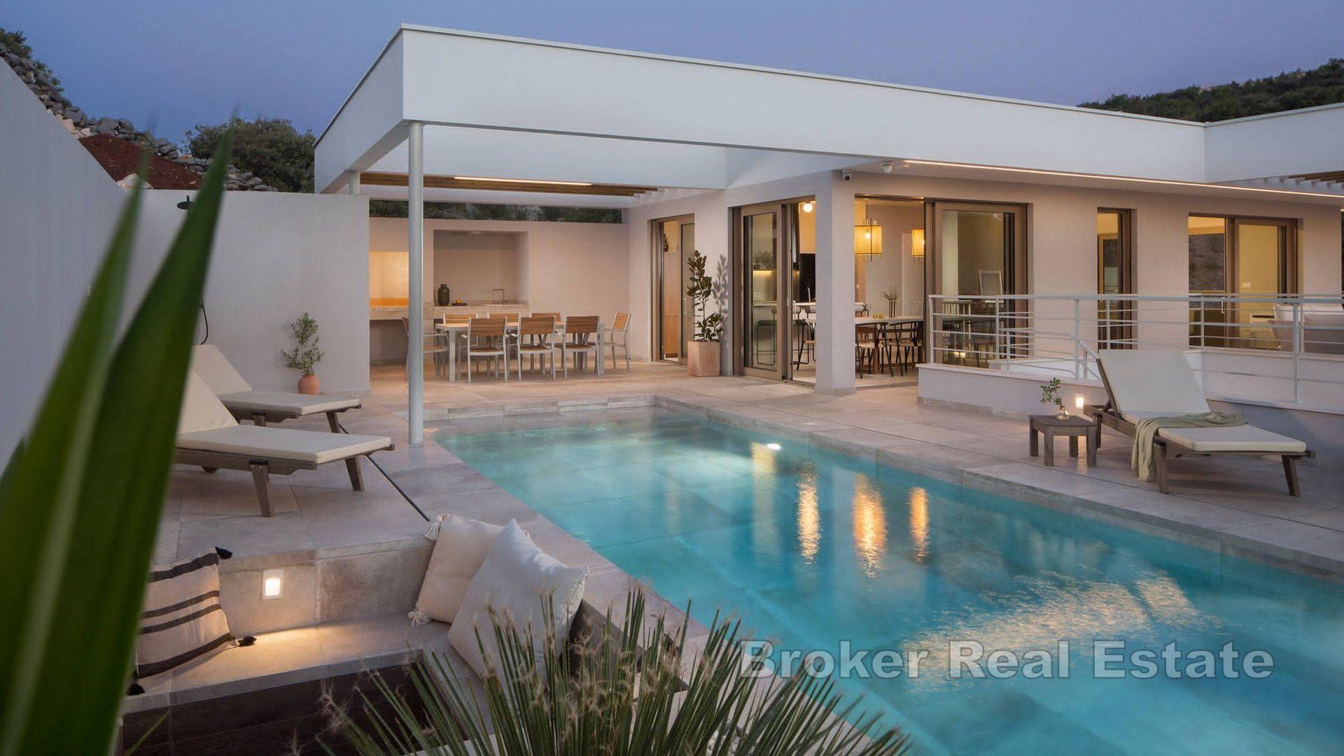 Villa di nuova costruzione con vista mare