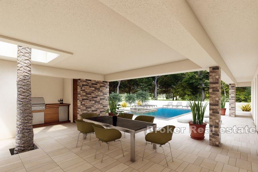 Maison moderne avec piscine