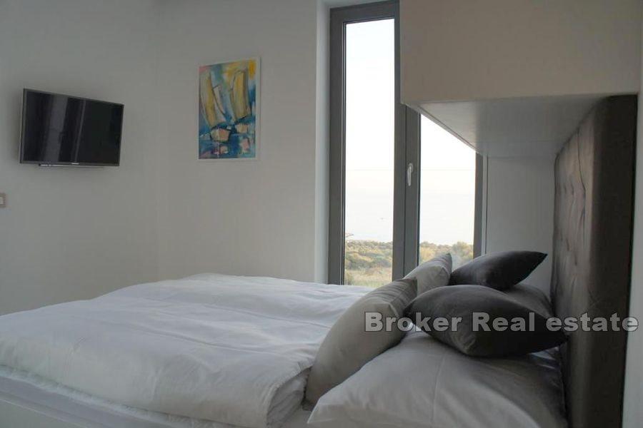 Villa avec piscine et vue mer