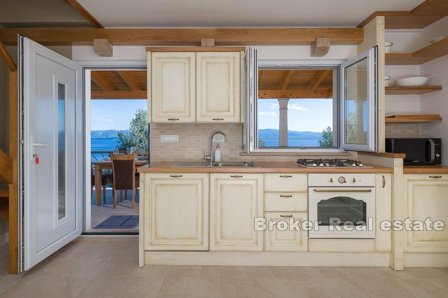 House with open sea view