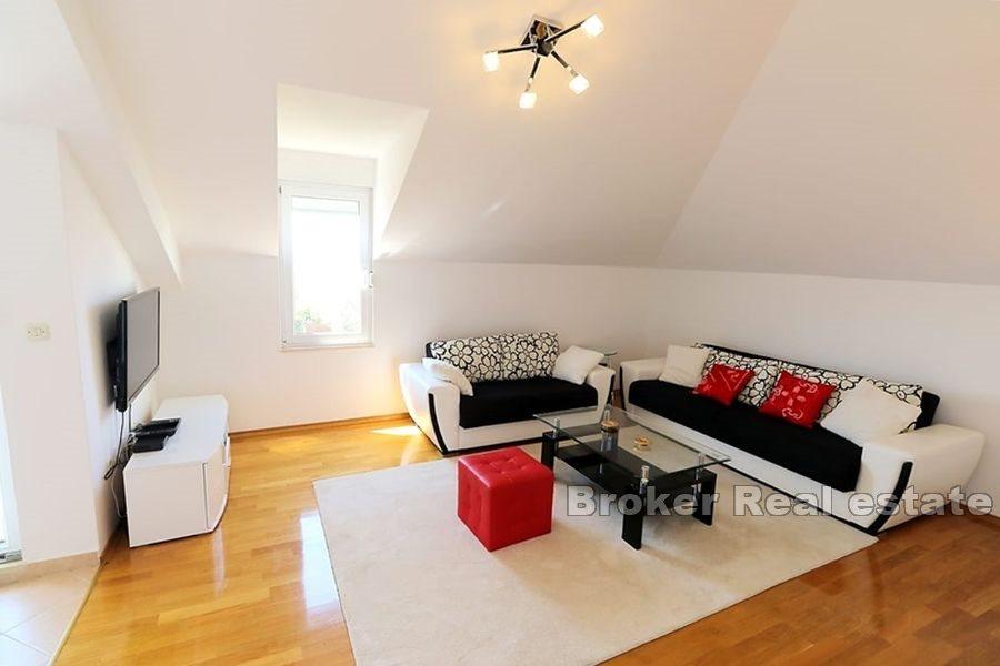 Meje, appartement de deux chambres avec vue sur la mer