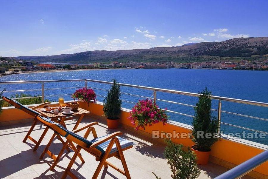 Kuća/mini hotel prvi red do mora