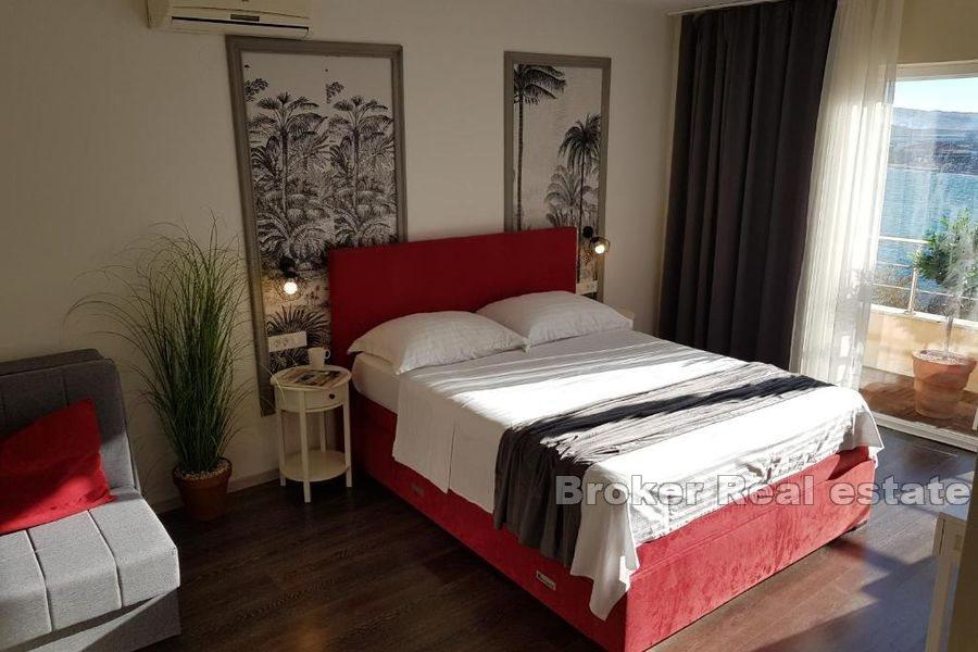 Hus/minihotell första raden till havet