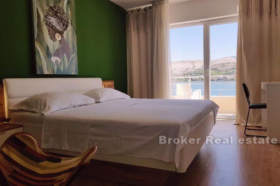 Dům/mini hotel první řada k moři