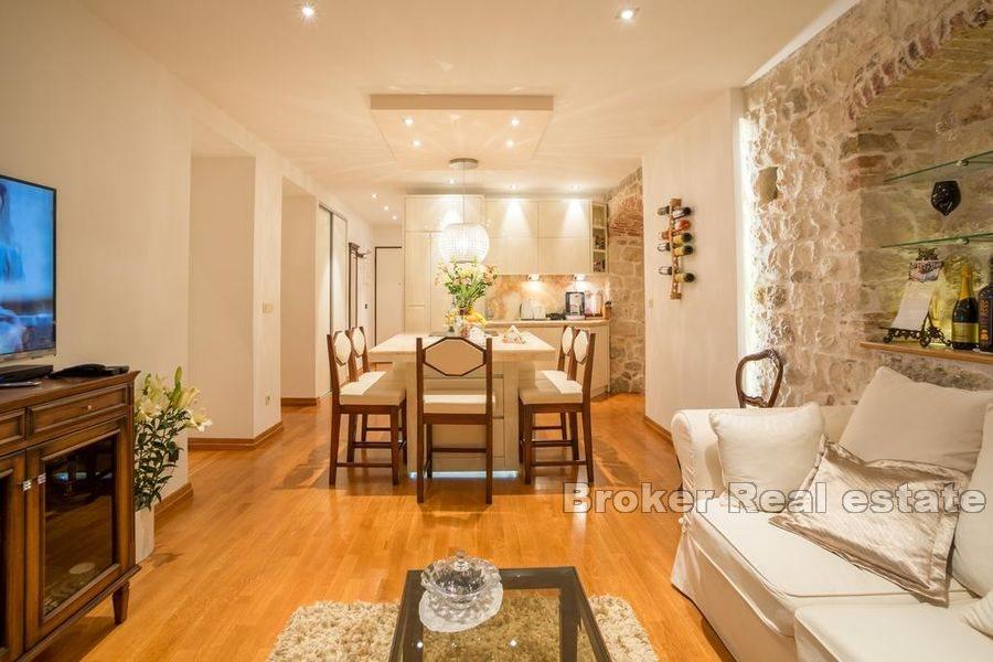 Split Zentrum, exklusive Wohnung mit Meerblick