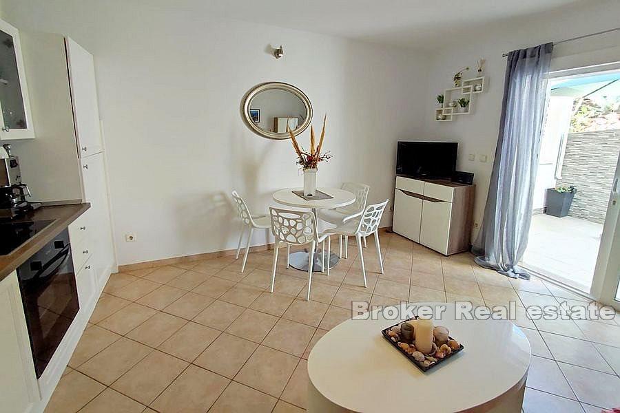 Ettromsleilighet med terrasse