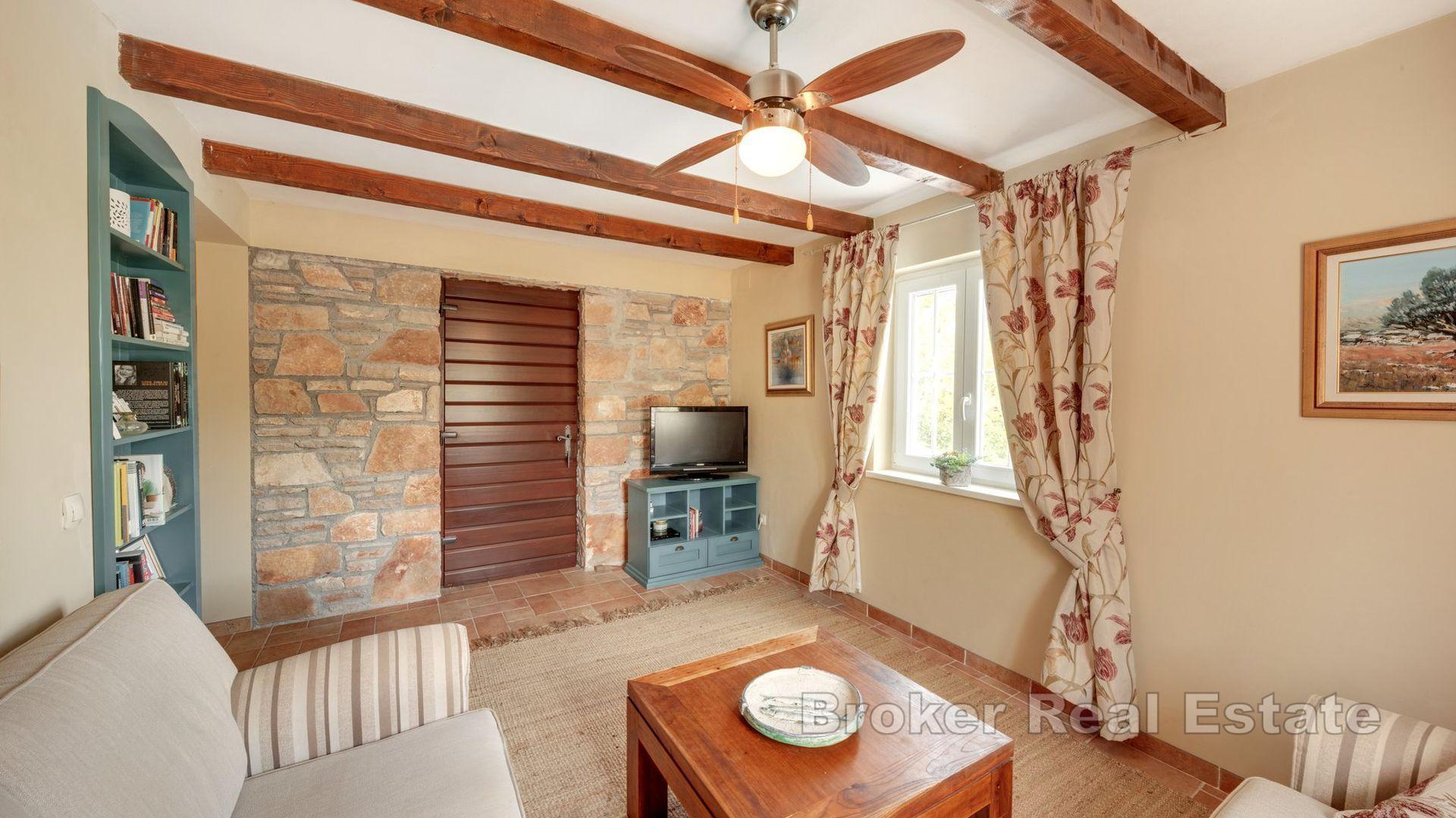 Unikalny kamienny dom nad morzem