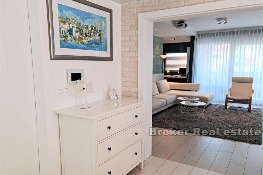 Family house near the center