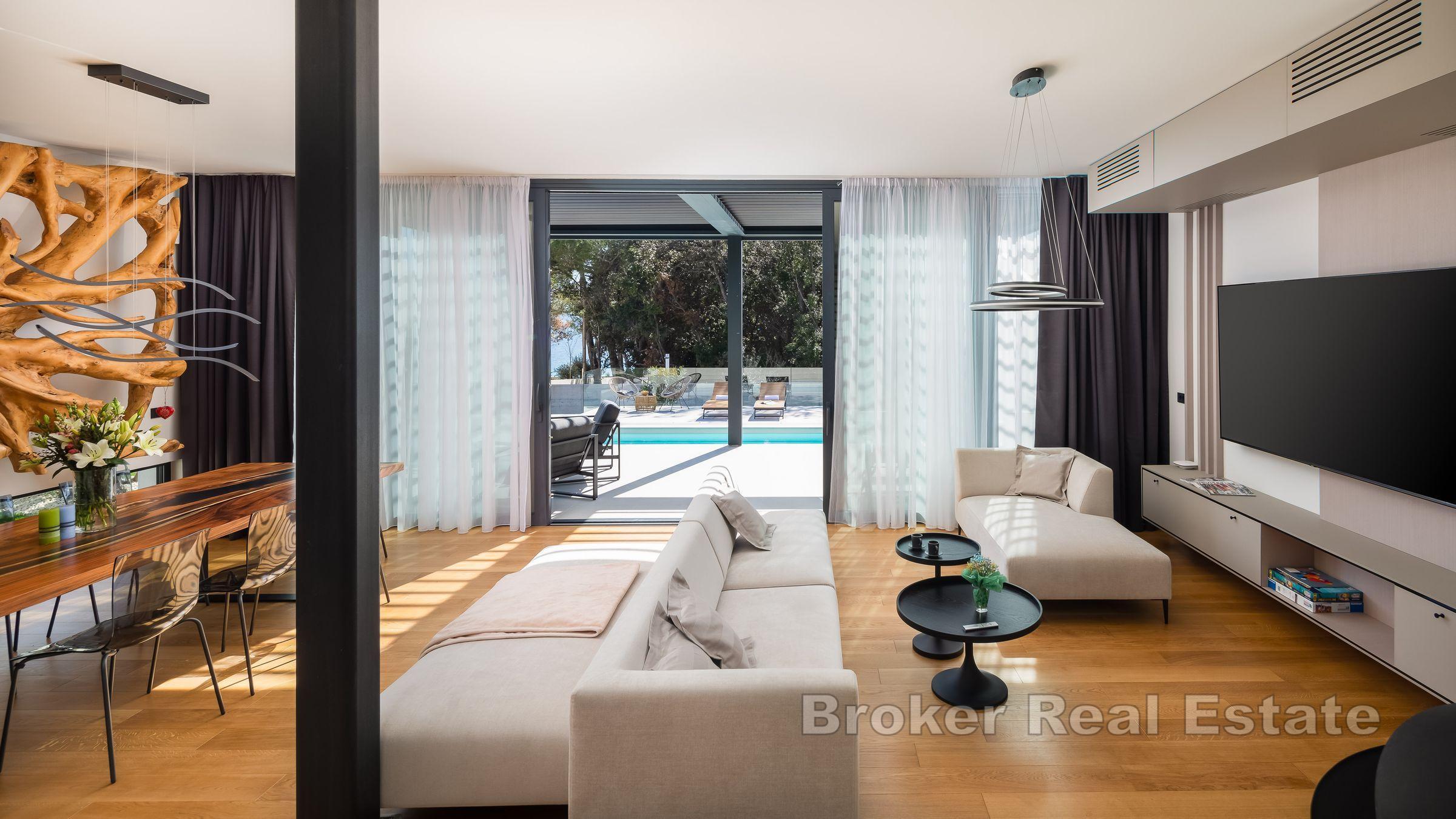 Atrakcyjna willa z basenem blisko morza