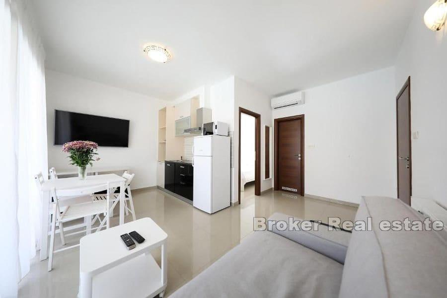 Casa con piscina vicino al mare