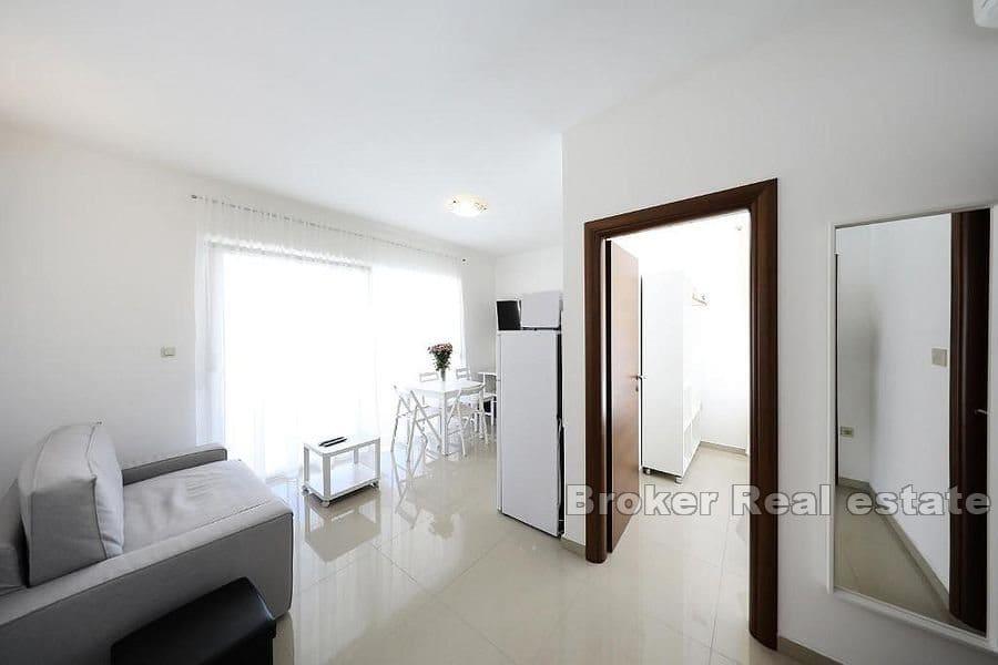 Casa con piscina vicino al mare