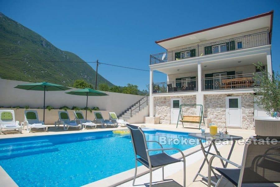 Haus mit Pool