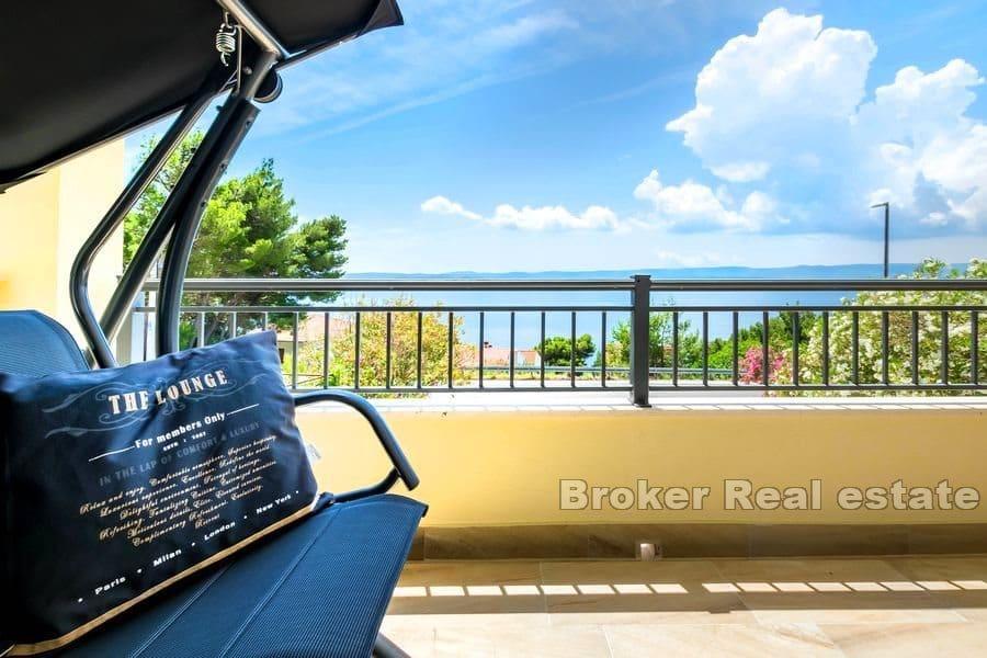 Immeuble avec vue sur la mer