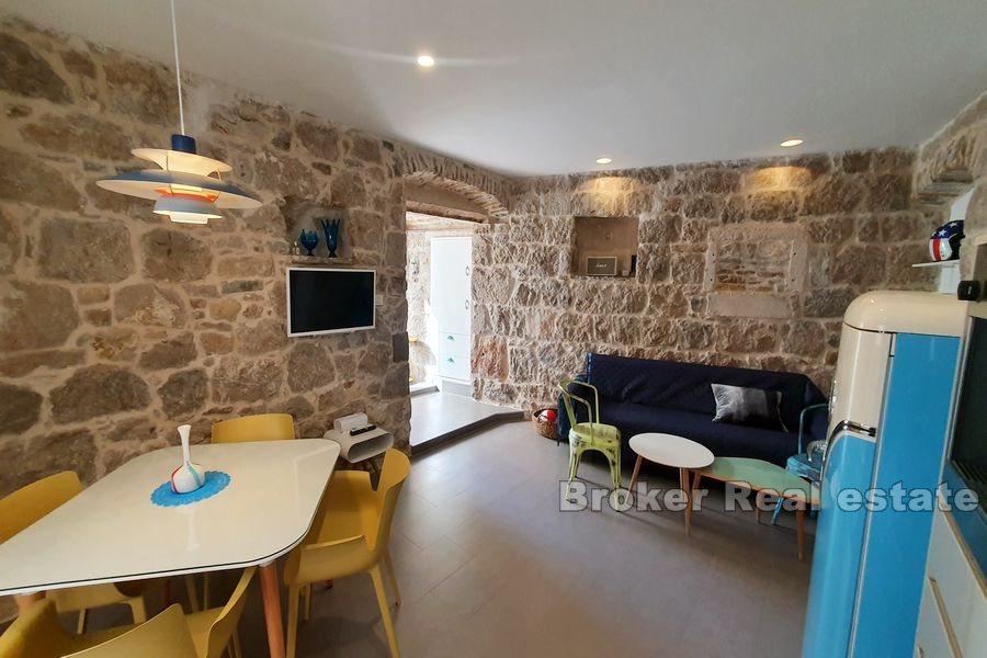 Luksusowy apartament w doskonałej lokalizacji w pobliżu pałacu w Dioklecjanie.